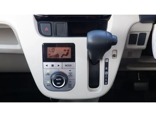 ムーヴ(ダイハツ)の車両写真