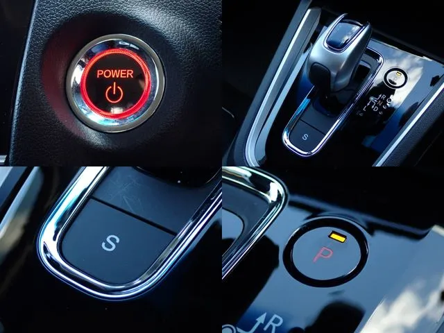 シャトル　ハイブリッド（ホンダ）の車両写真