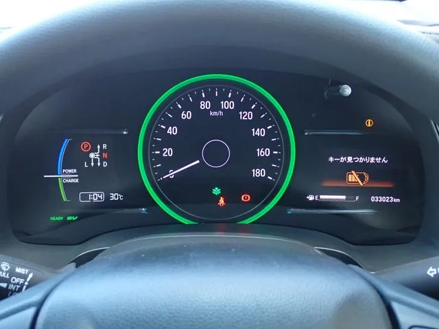 シャトル　ハイブリッド（ホンダ）の車両写真