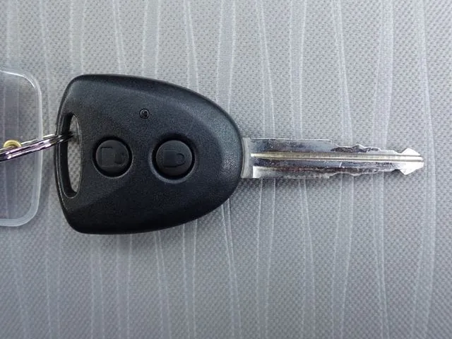 ミラ イース(ダイハツ)の車両写真