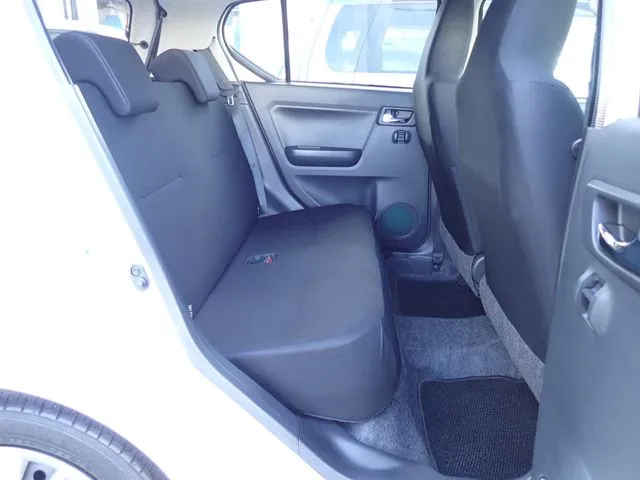ミラ イース(ダイハツ)の車両写真