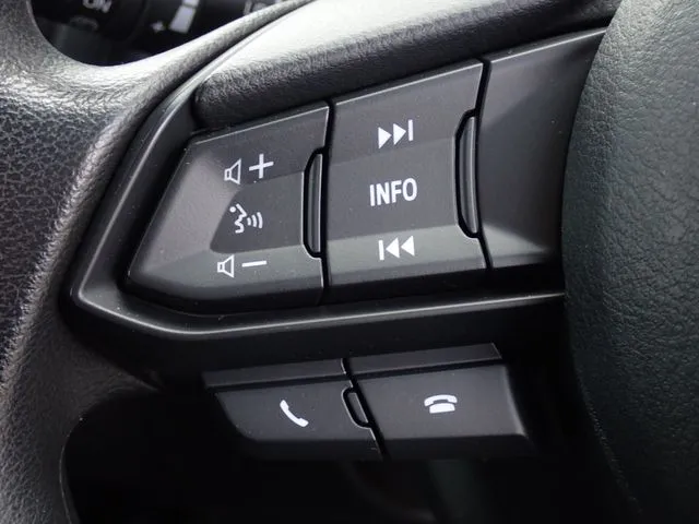 デミオ（マツダ）の車両写真