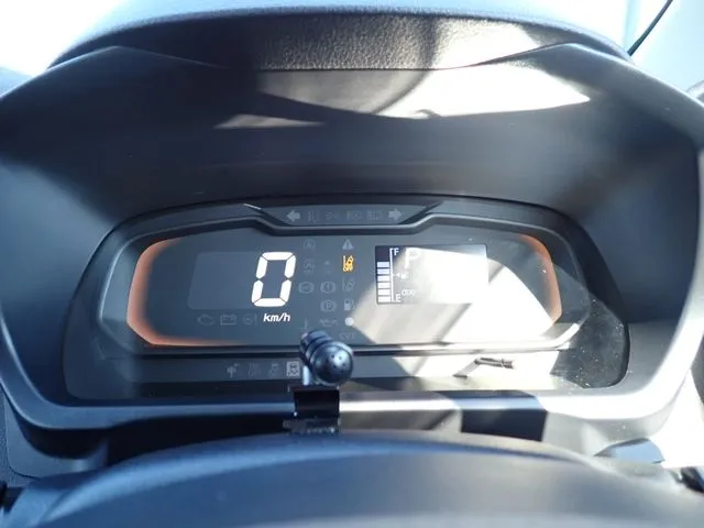 ミラ　イース（ダイハツ）の車両写真