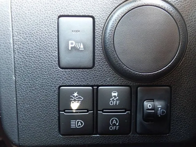 ミラ　イース（ダイハツ）の車両写真