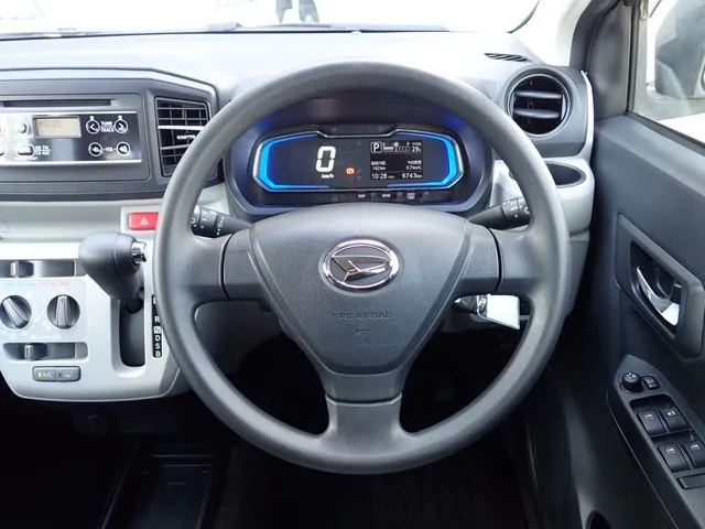 ミラ　イース　４ＷＤ（ダイハツ）の車両写真