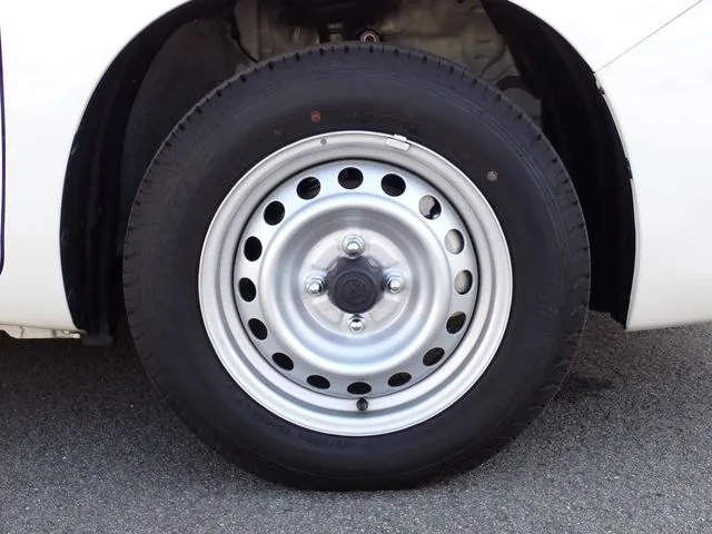 プロボックスバン ハイブリッド(トヨタ)の車両写真