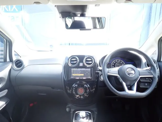 ノート(ニッサン)の車両写真
