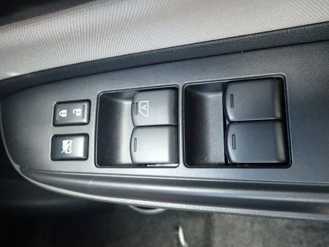 ノート(ニッサン)の車両写真