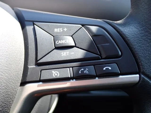 セレナ　Ｓハイブリッド（ニッサン）の車両写真