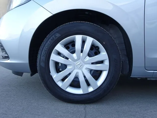 フィット　ｅ：ＨＥＶ（ホンダ）の車両写真