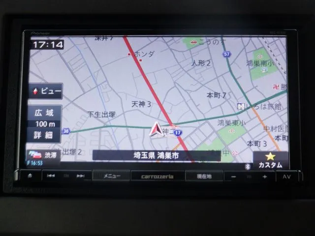 N BOX(ホンダ)の車両写真