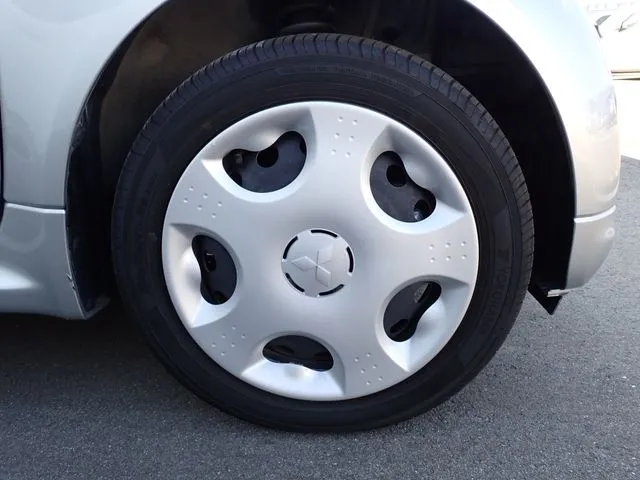 アイ　ミーブ（ミツビシ）の車両写真