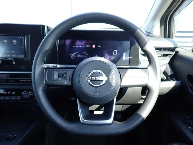 ノート（ニッサン）の車両写真