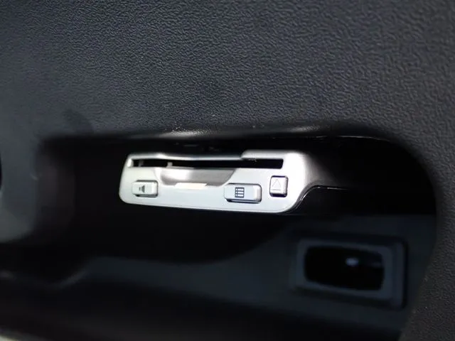 ミラージュＨＢ（ミツビシ）の車両写真