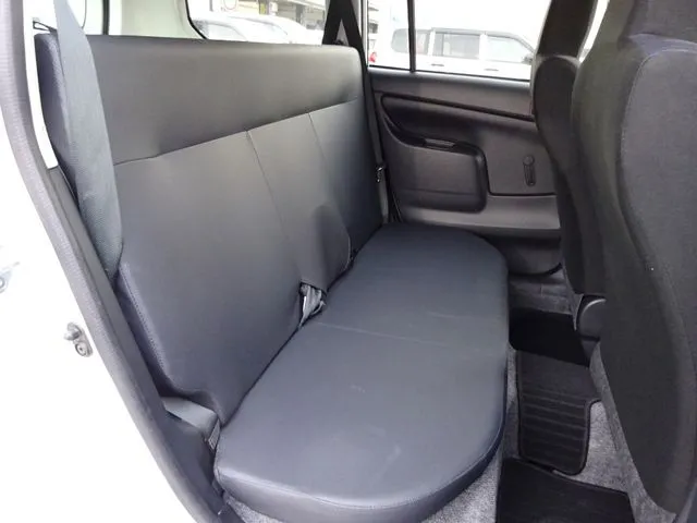 プロボックスバン 4WD(トヨタ)の車両写真