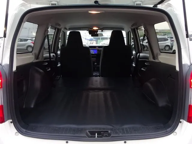 プロボックスバン 4WD(トヨタ)の車両写真