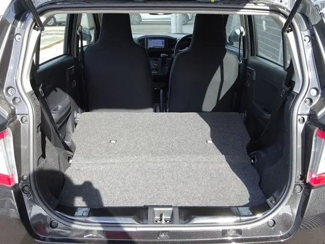 ミラ　イース（ダイハツ）の車両写真