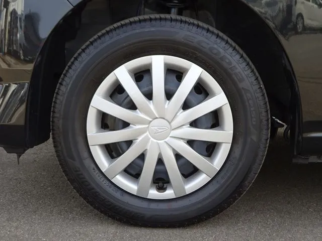 ミラ　イース（ダイハツ）の車両写真