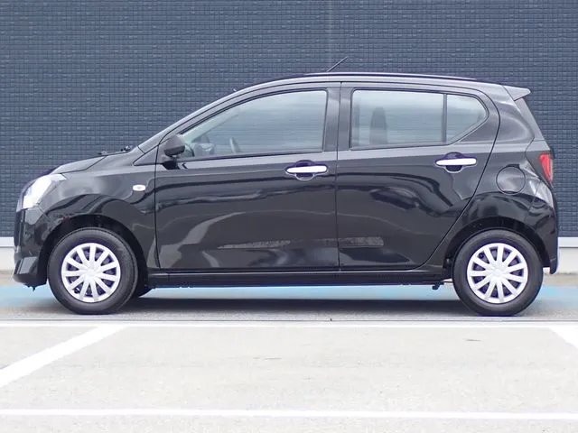 ミラ　イース（ダイハツ）の車両写真