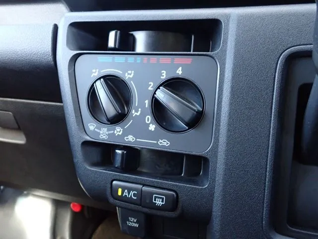 ピクシス　バン（トヨタ）の車両写真