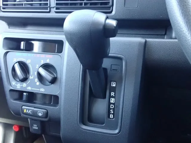 ピクシス　バン（トヨタ）の車両写真