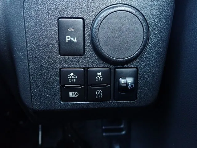 ダイハツ　ミラ　イース