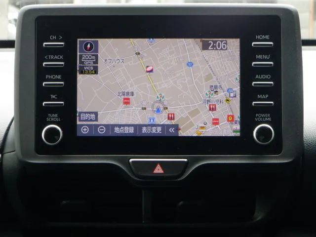 ヤリス ハイブリッド(トヨタ)の車両写真