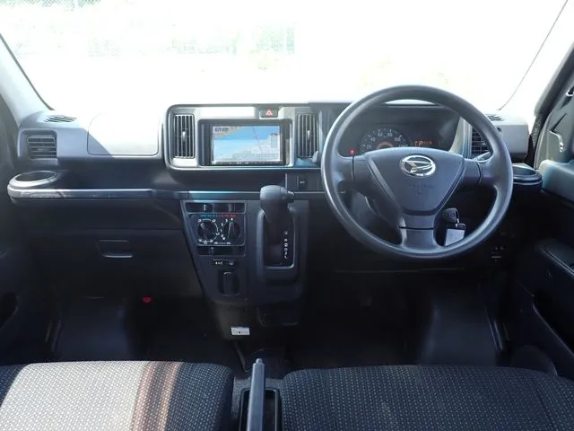 ハイゼットカーゴ 4WD(ダイハツ)の車両写真