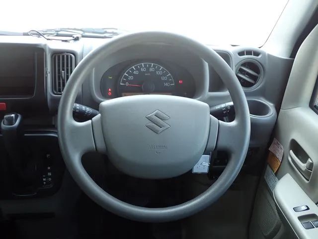 エブリイバン(スズキ)の車両写真