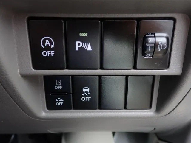 エブリイバン（スズキ）の車両写真