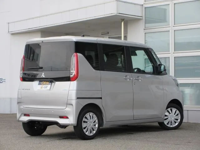 eKスペース 4WD(ミツビシ)の車両写真