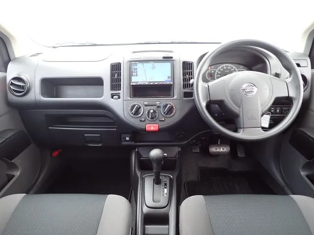 NV150 AD 2WD(ニッサン)の車両写真