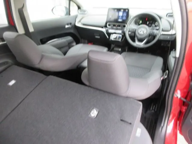 アクア(トヨタ)の車両写真