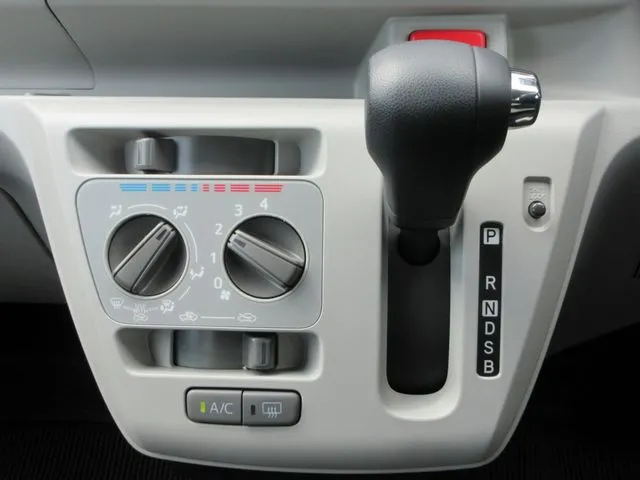 ピクシス エポック 4WD(トヨタ)の車両写真