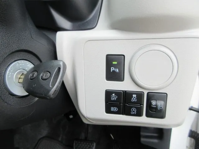 ピクシス エポック 4WD(トヨタ)の車両写真