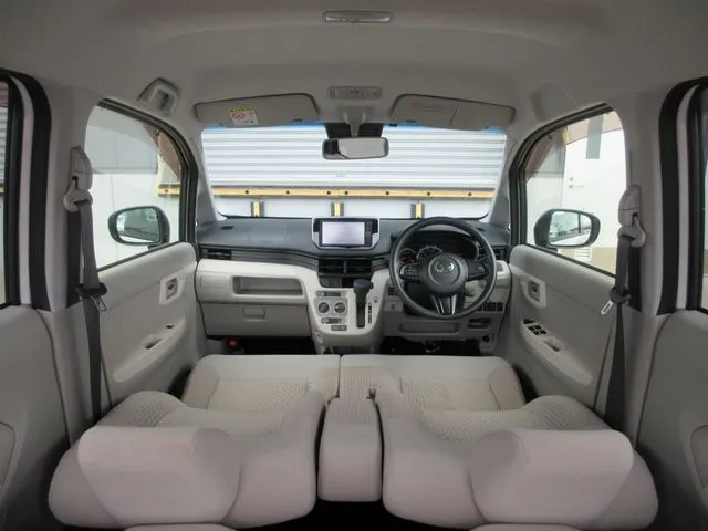 ムーヴ 4WD(ダイハツ)の車両写真
