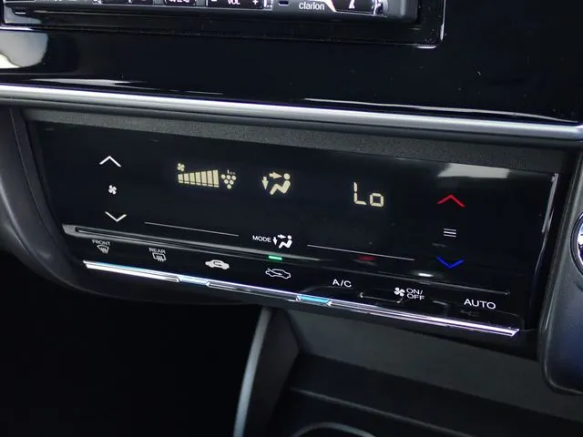 グレイス ハイブリッド(ホンダ)の車両写真