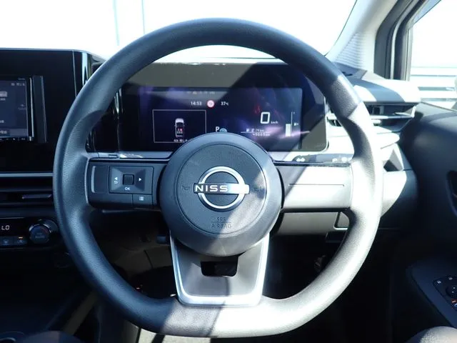 ノート（ニッサン）の車両写真