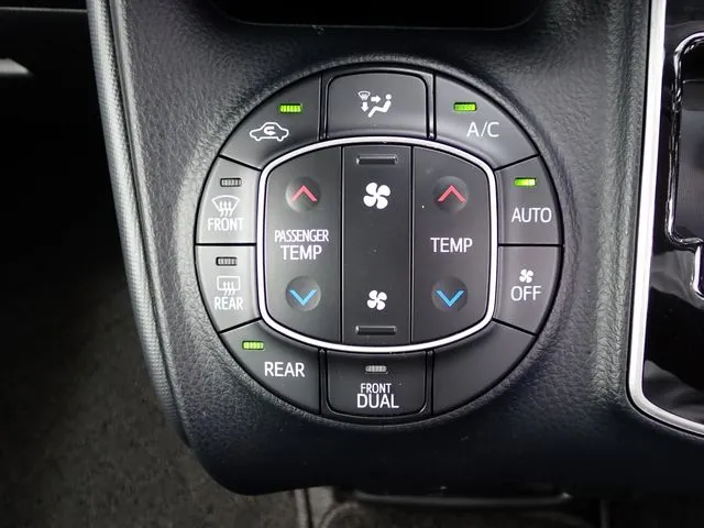 ノア(トヨタ)の車両写真