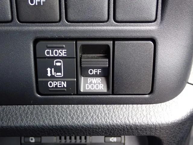 ノア(トヨタ)の車両写真
