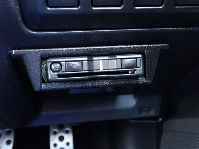 SUBARU XV ハイブリッド(スバル)の車両写真