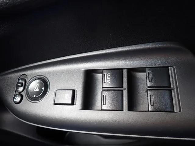 フィット(ホンダ)の車両写真