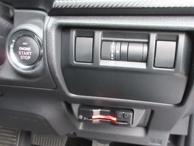 クロストレック(スバル)の車両写真
