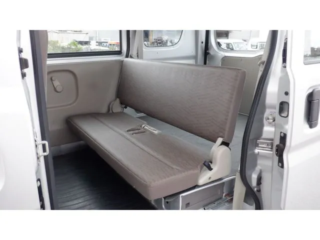エブリイバン(スズキ)の車両写真
