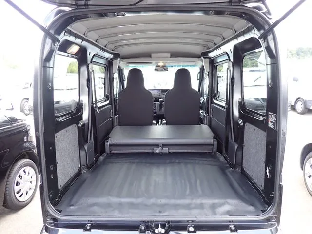 ハイゼットカーゴ(ダイハツ)の車両写真