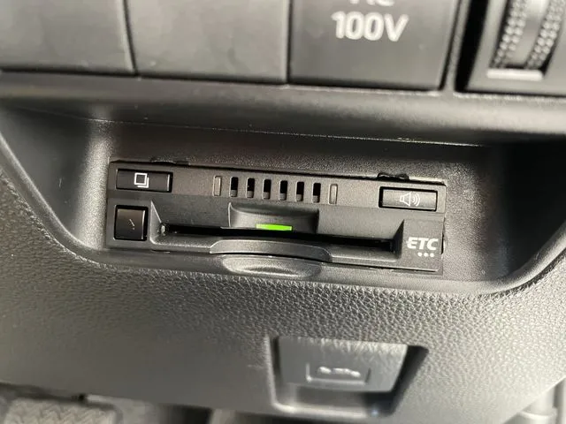 トヨタ　アクア