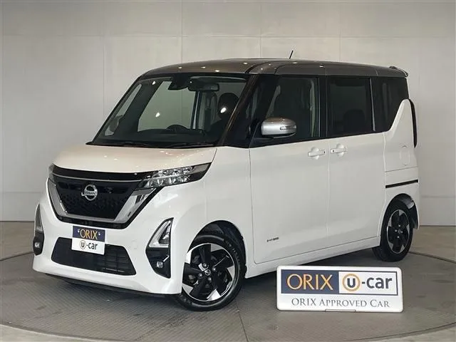 ニッサン　ルークス