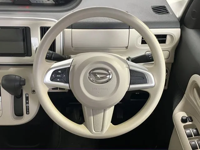 ムーヴ キャンバス(ダイハツ)の車両写真