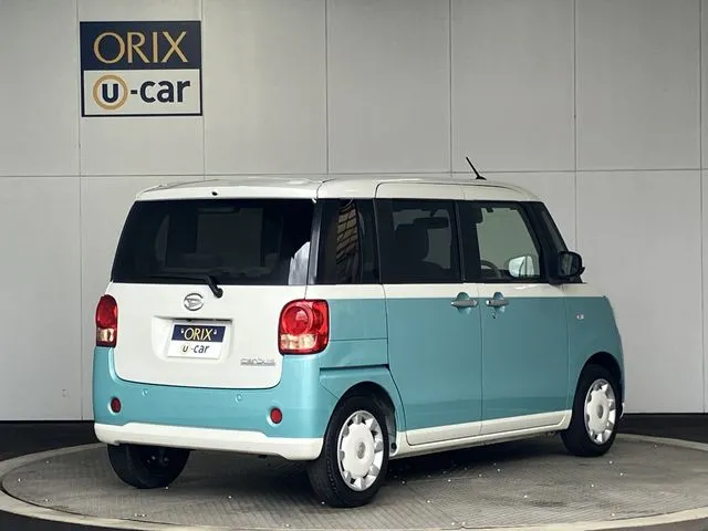 ムーヴ キャンバス(ダイハツ)の車両写真