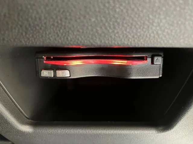 ムーヴ キャンバス(ダイハツ)の車両写真